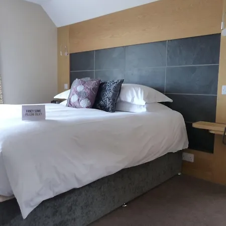 Kerenza Cornwall 4* Bude